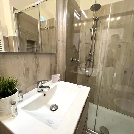 Air Of A&f Apartment