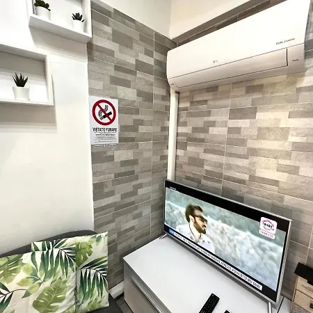 Apartment Air Of A&f